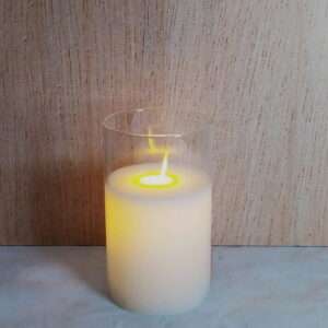 VELA PLASTICA LED A PILAS 	7,50 × 12,50 cm